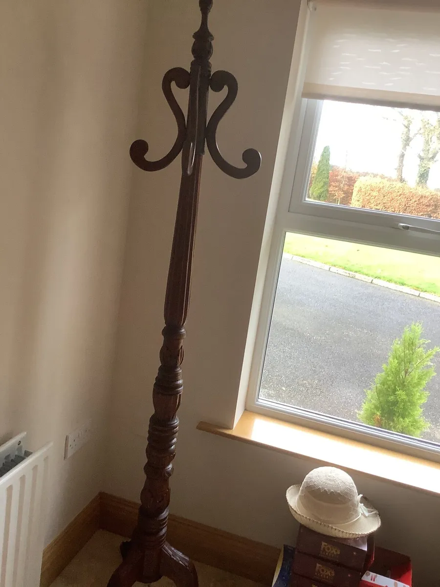 Hall furniture - Image 1