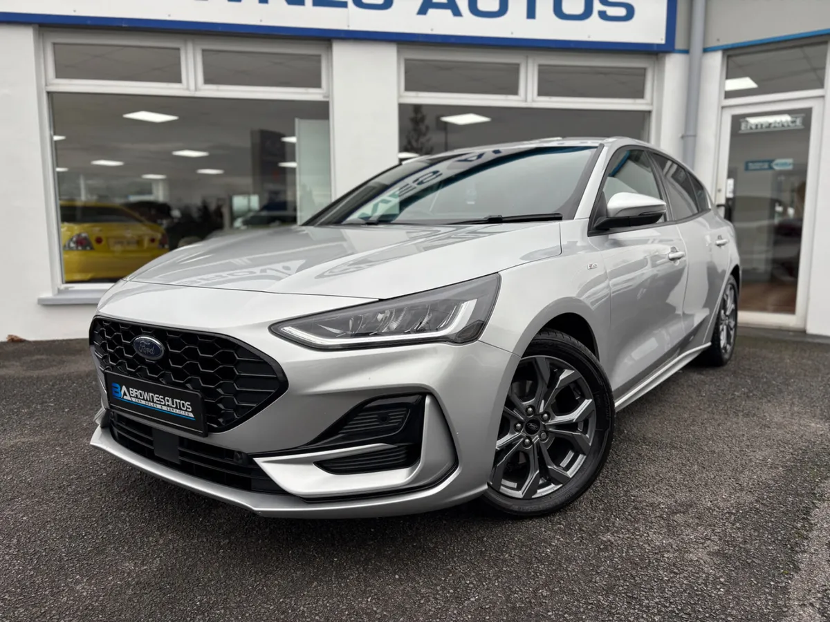 2024 Ford Focus ST-Line Showroom Condition - Image 2