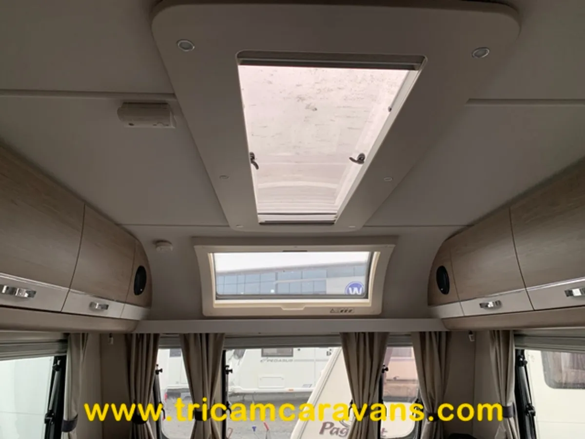 2020 Compass Kensington 860/4 8' Twin Axle, Island - Image 3