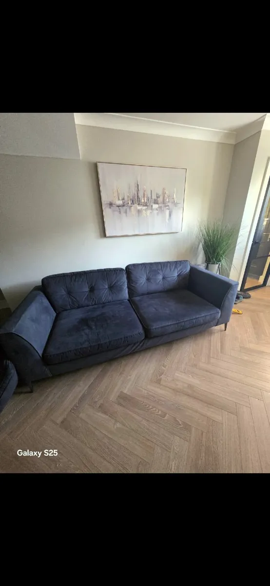 4 seater suite - Image 2