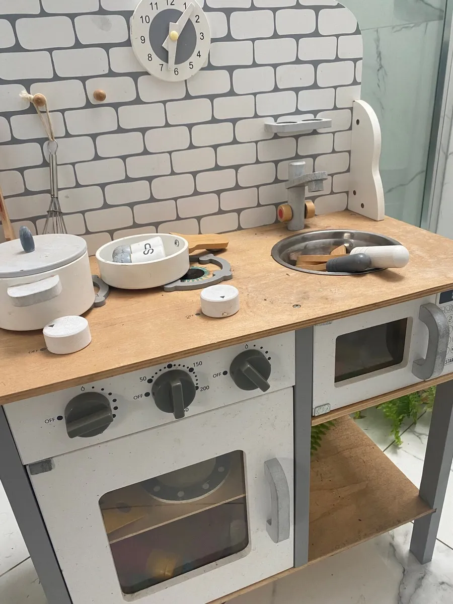 Kids kitchen - Image 1