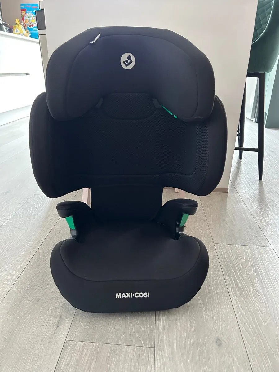 Maxi-Cosi RodiFix R high-backed booster seat - Image 1