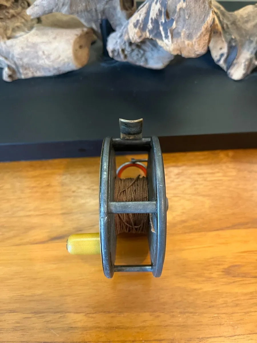 Antique A.Carter 3.5” Fly Fishing Reel - Image 3