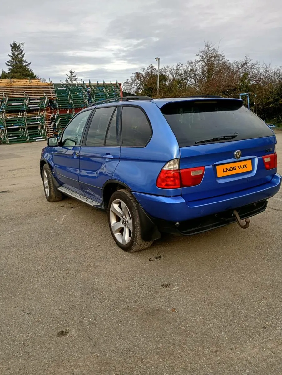 BMW x5 - Image 1