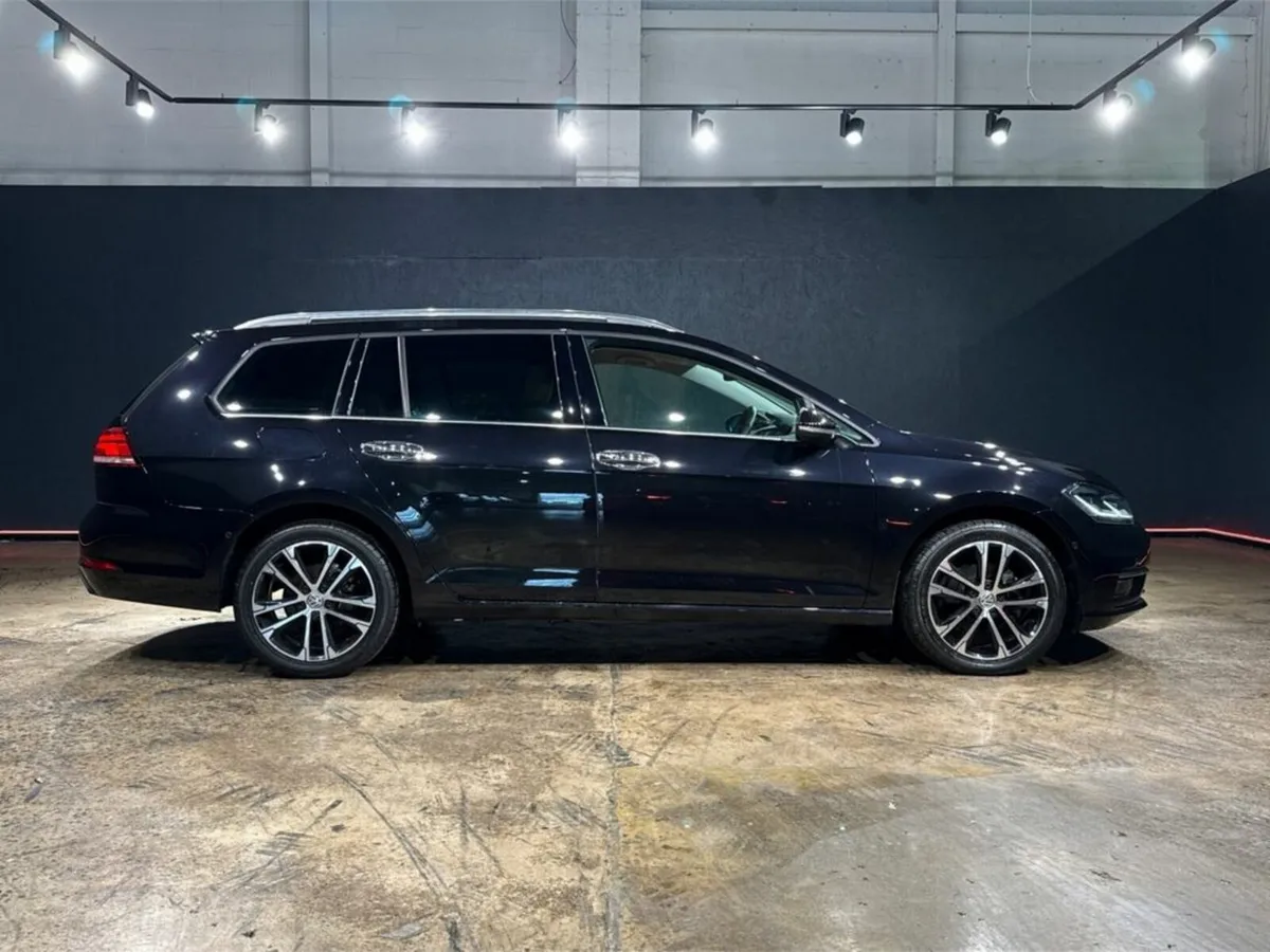 Volkswagen Golf AUTOMATIC 1.2L TSI - HEATED SEATS - Image 3