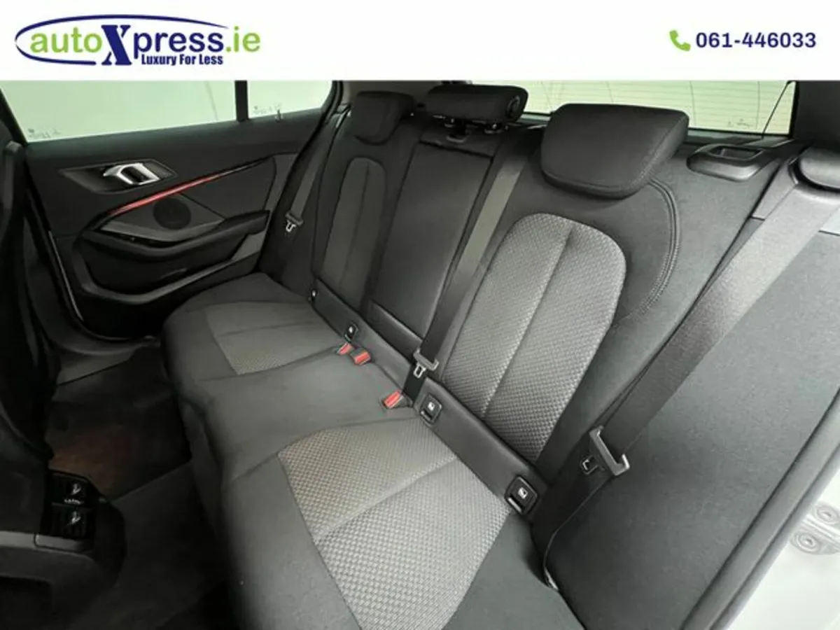 BMW 1-Series 2.0 D Automatic, Reversing camera - Image 4