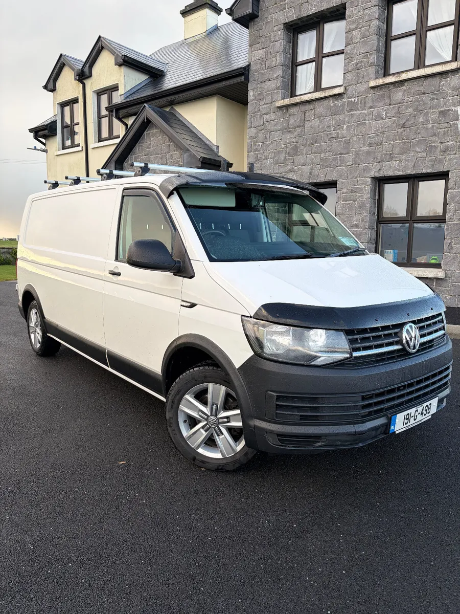 Volkswagen Transporter 2019 - Image 1