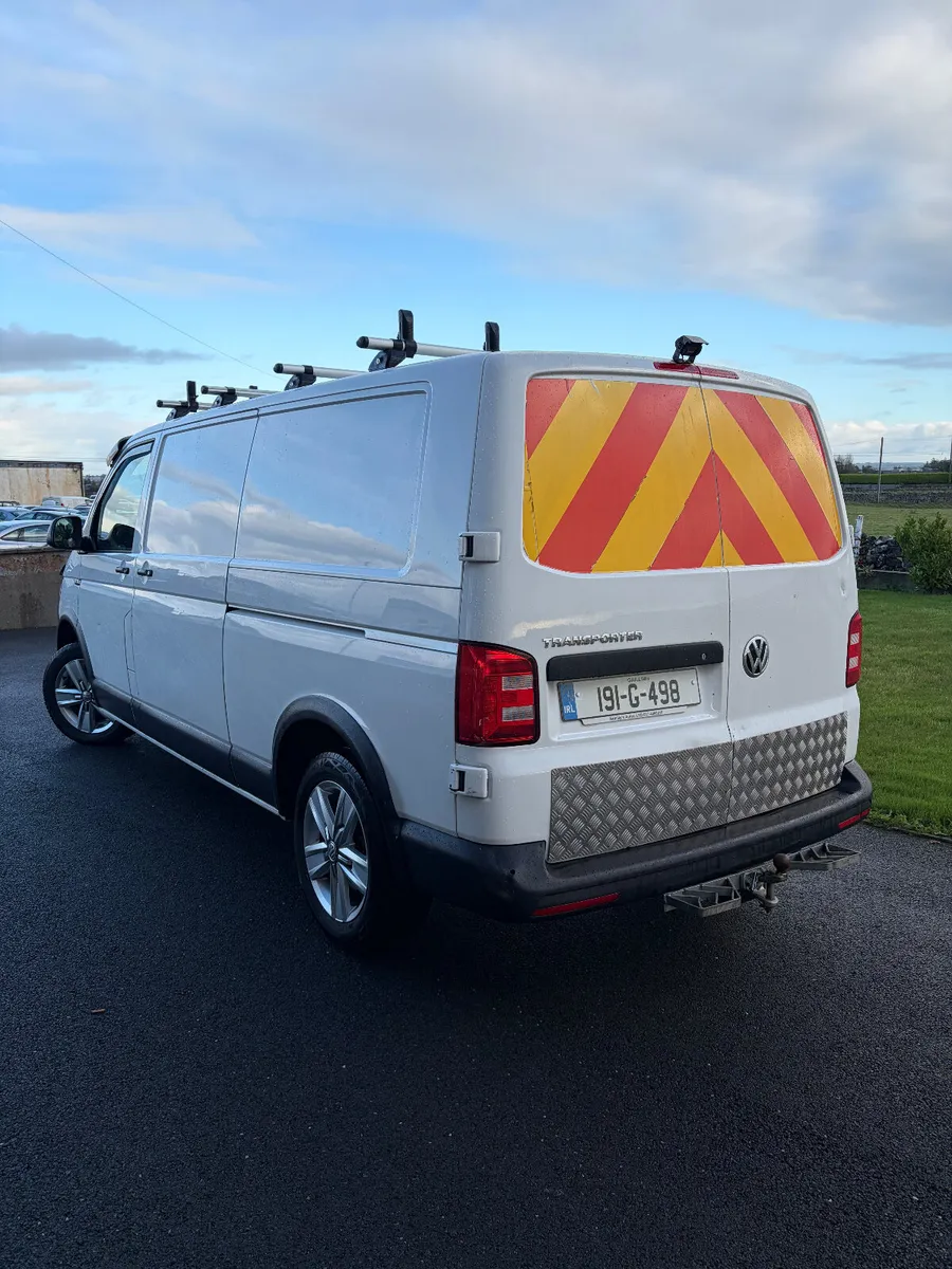 Volkswagen Transporter 2019 - Image 3