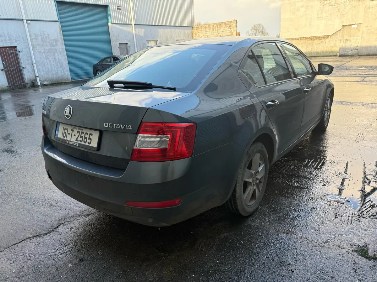 2016 Skoda Octavia 1.6tdi - Image 4
