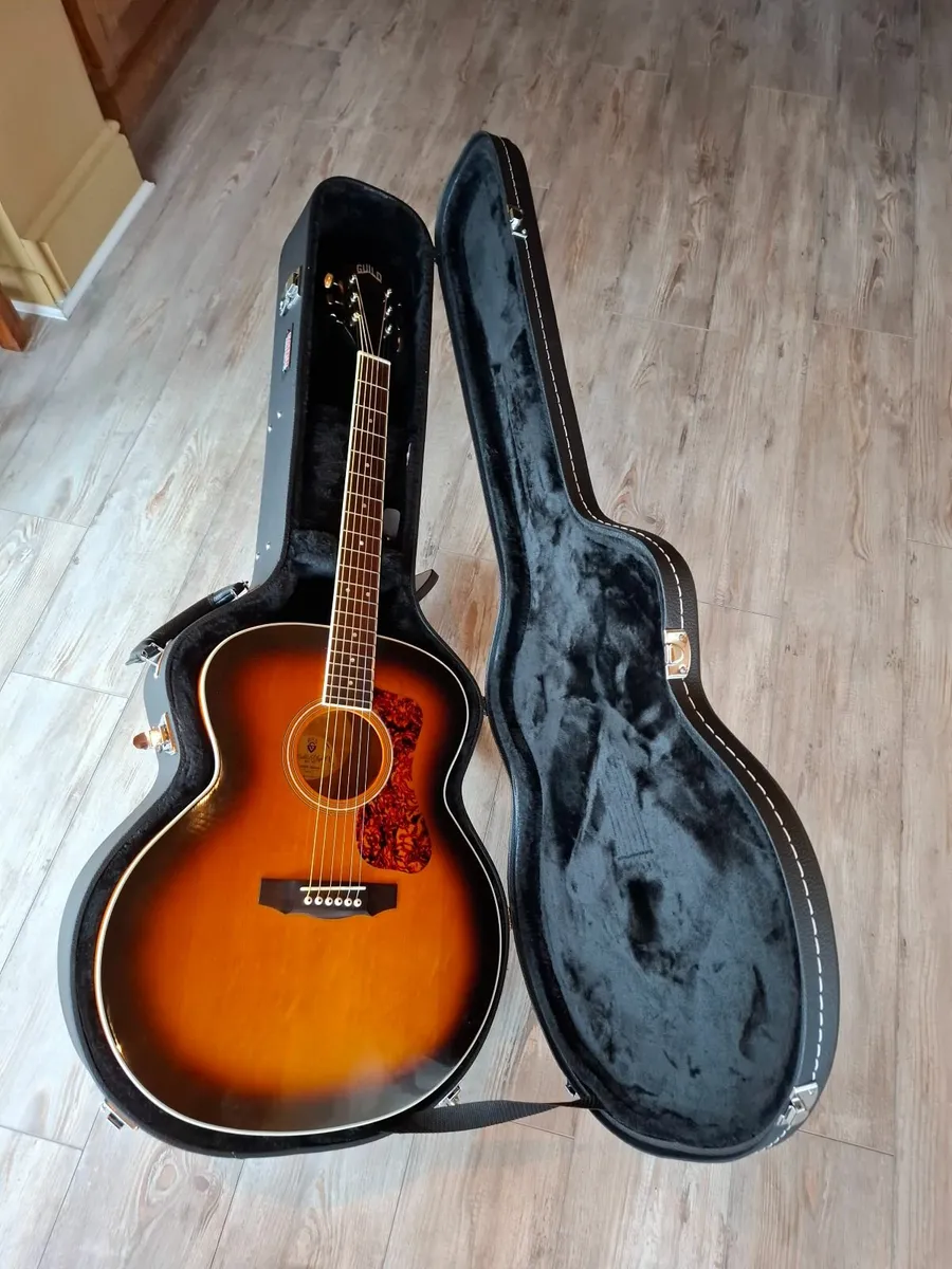 Guild Guitar - Image 1