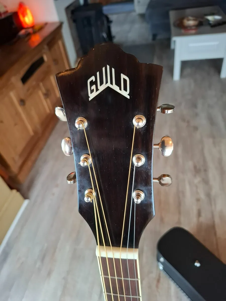 Guild Guitar - Image 4