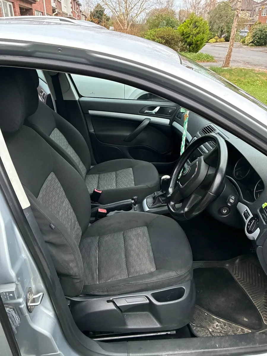 Skoda Octavia 2010 - Image 3