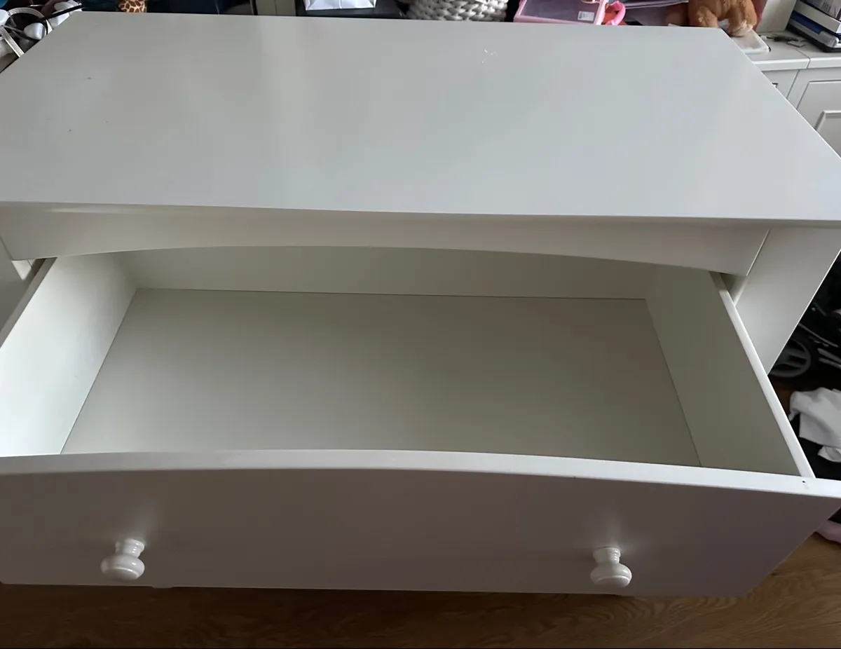 Mamas and Papas Chest of drawers - Image 2