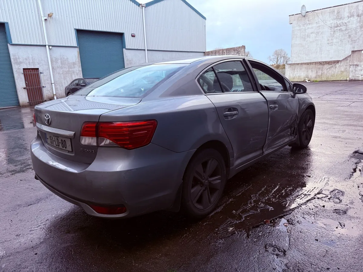 2015 Toyota Avensis 2.0d4d DRIVE HOME - Image 4