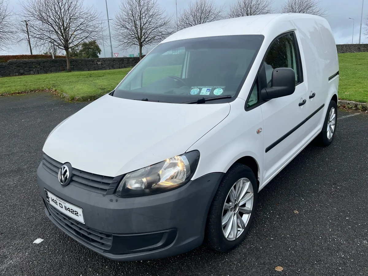 2014 Caddy new DOE+Tax low kms - Image 3