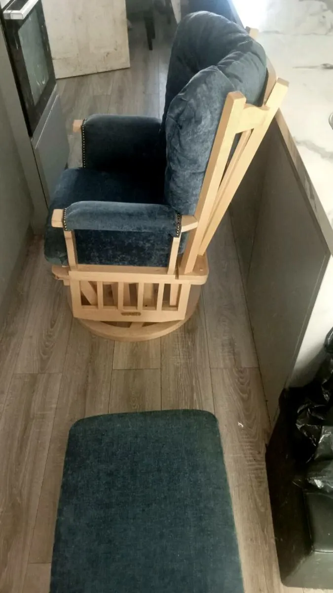 Rocking chair - Image 2