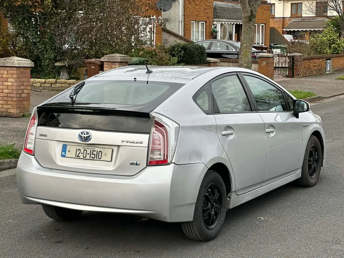 Toyota Prius 2012 Hybrid NCT & TAX - Image 3