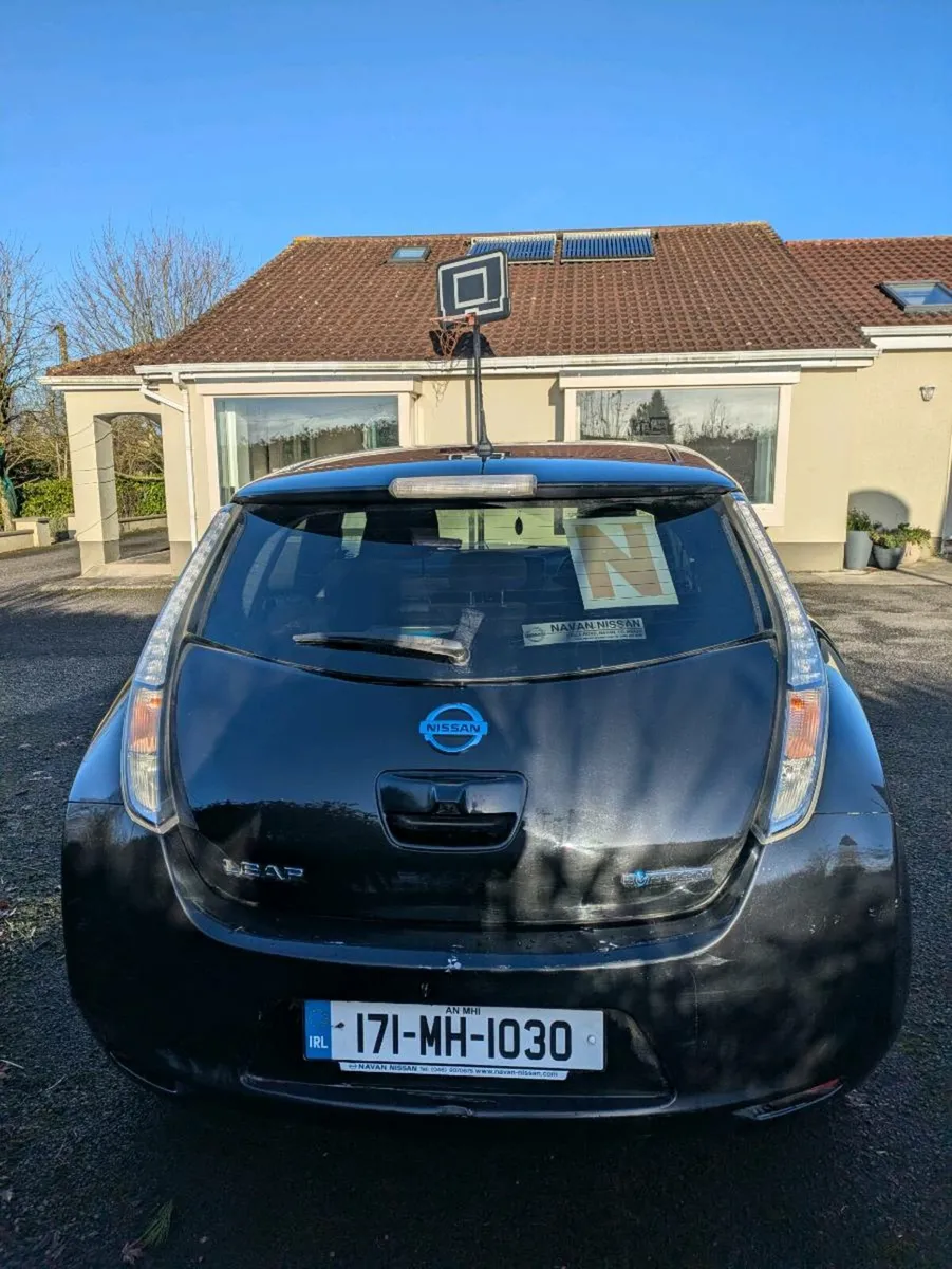 Nissan Leaf 2017 30kw Black - Image 4