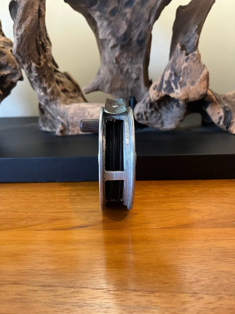 Vintage American Trout Fly Fishing Reel - Image 3