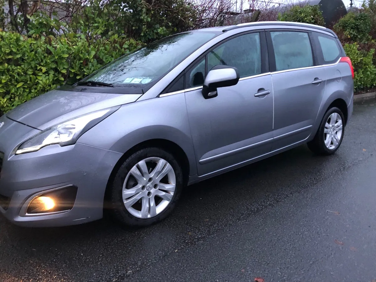 FORD FOCUS ECO 1.0 AS NEW TAX AND NCT MINT