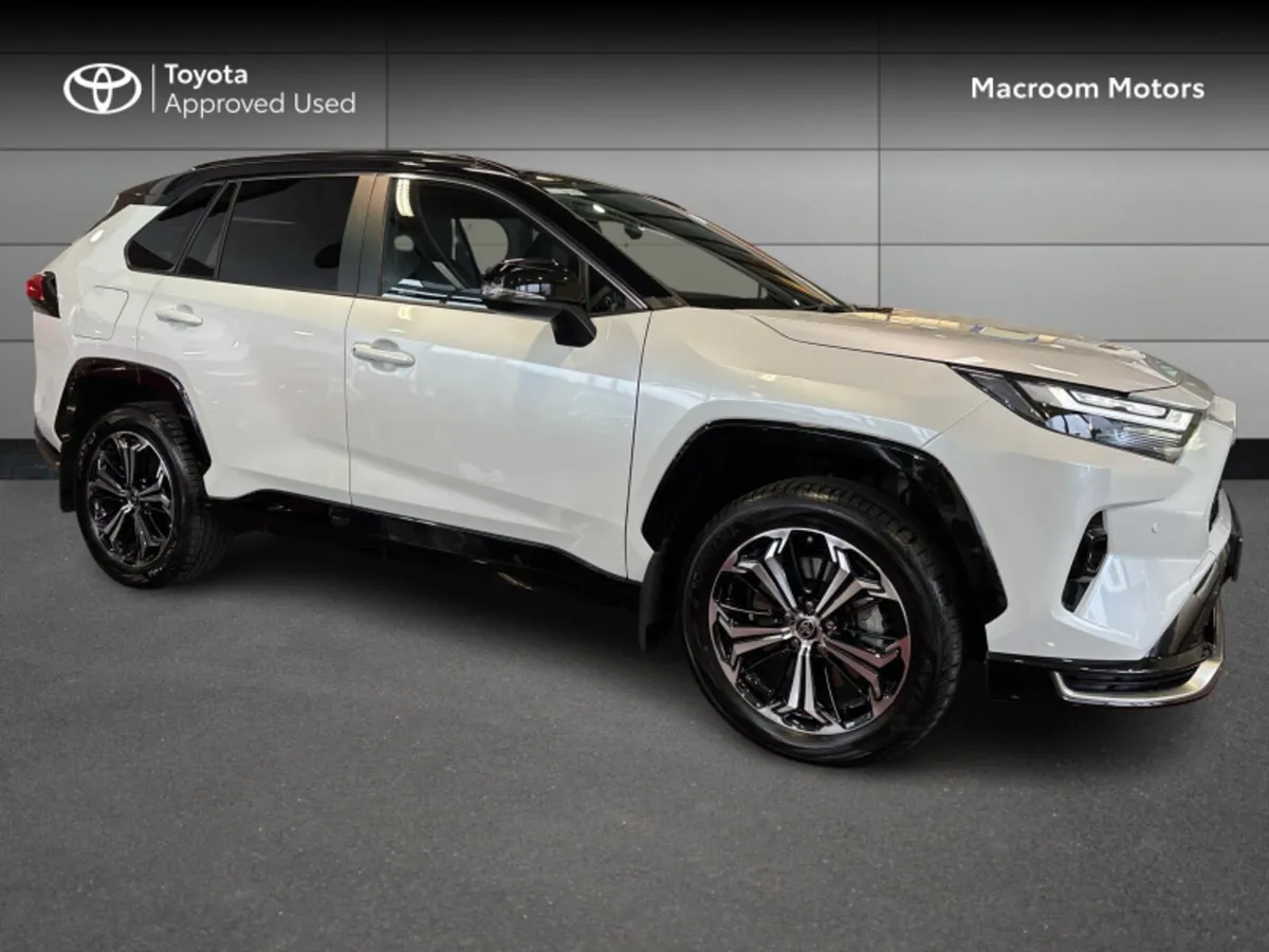 Toyota RAV4 RAV4 PLUG-IN HYBRID SPORT - Image 3