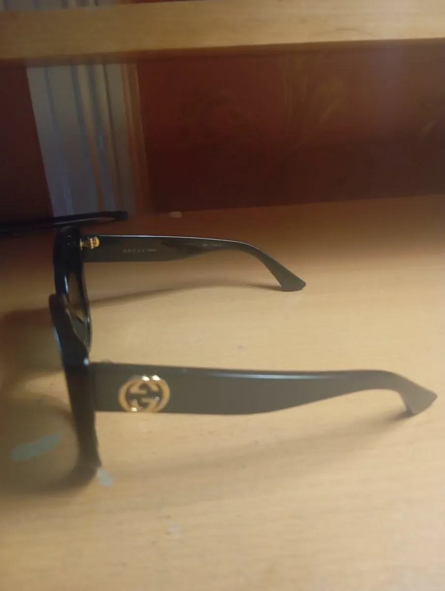 Womens Sunglasses - Image 2