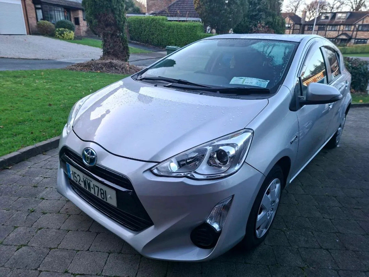 TOYOTA AQUA 1.5 HYBRID AUTOMATIC 2015 VERY CLEAN - Image 4