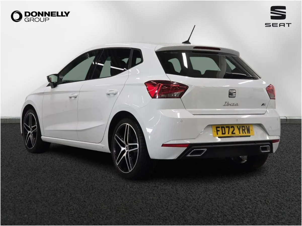 SEAT Ibiza Hatchback FR Edition - Image 3