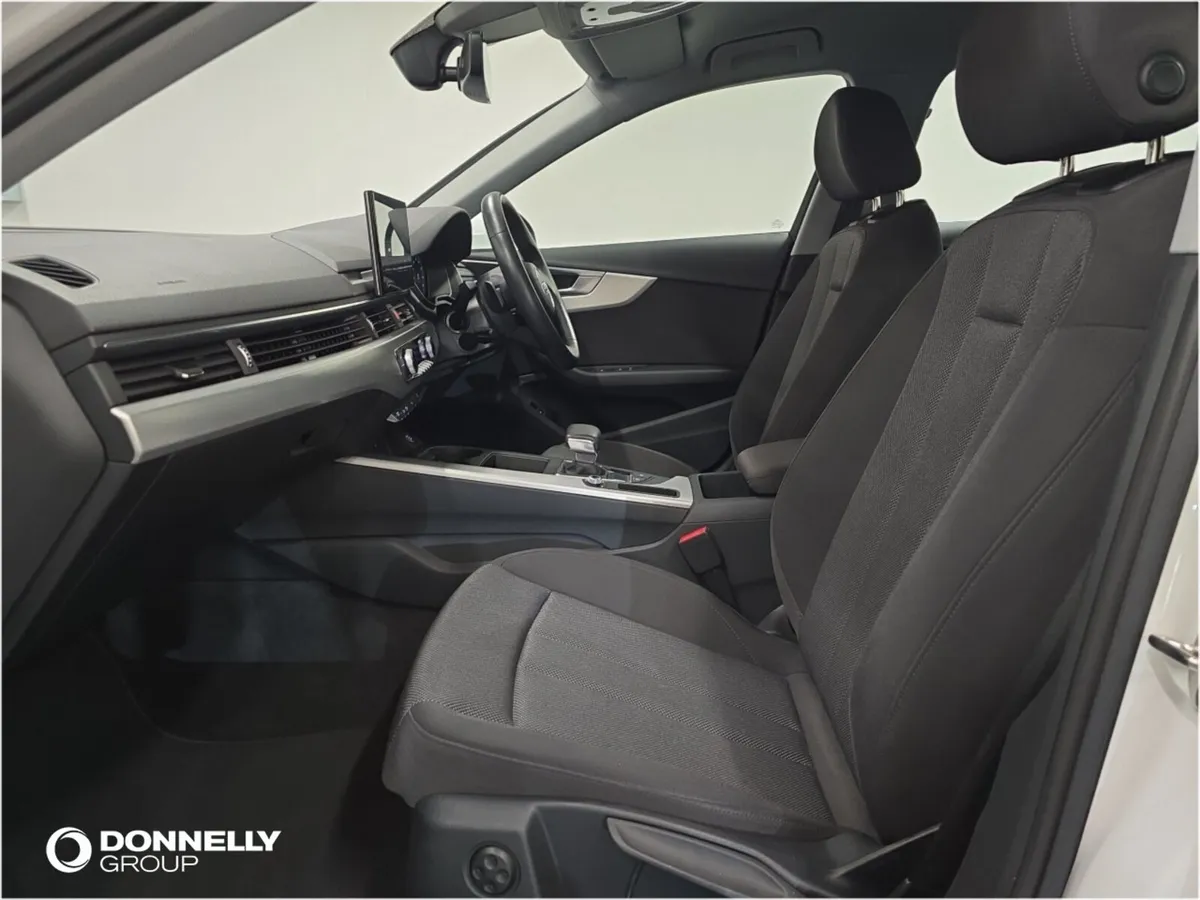 Audi A4 Diesel Saloon Technik - Image 4