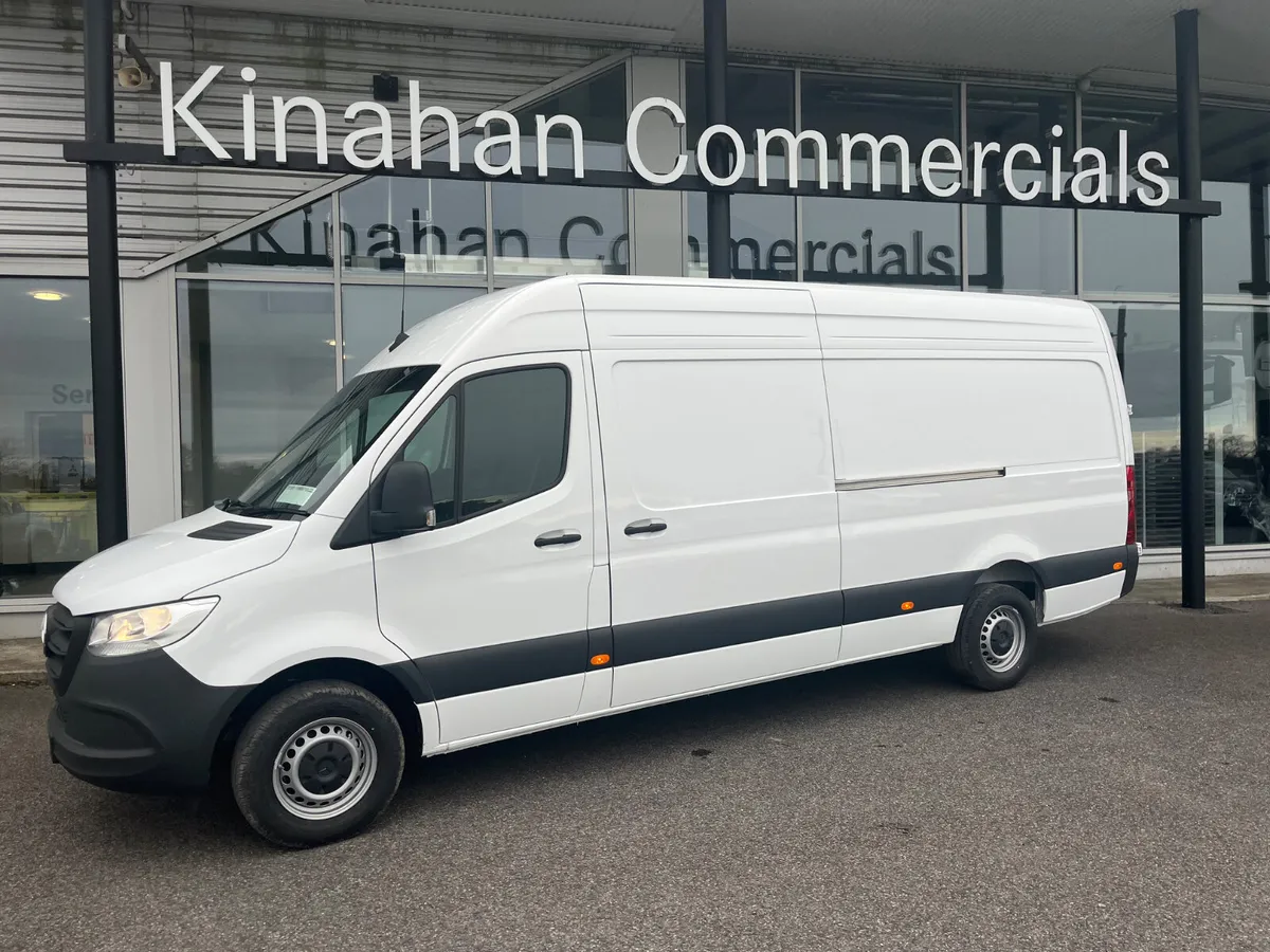 Sprinter 315/43 Base For 261 Registration - Image 3