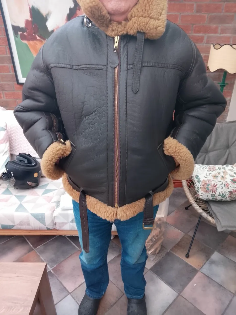 Irvin Jacket - Image 4