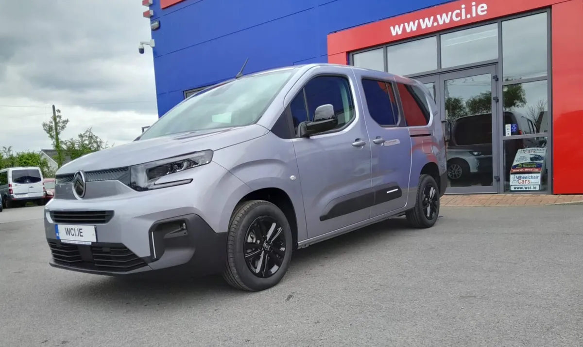 Wheelchair Accessible Citreon Berlingo 2026 - Image 3