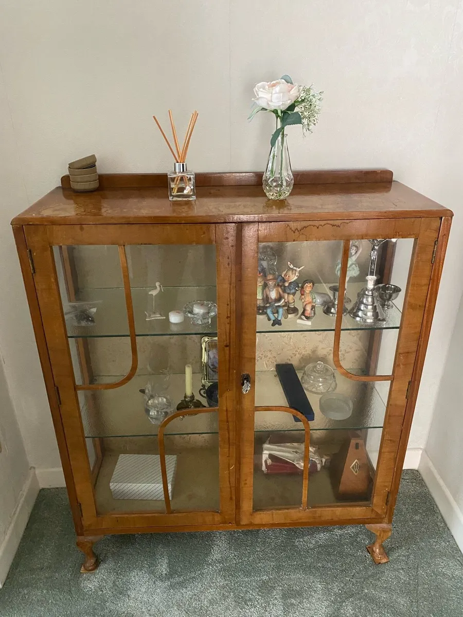 Vintage Oak veneer Display Cabinet - Image 1