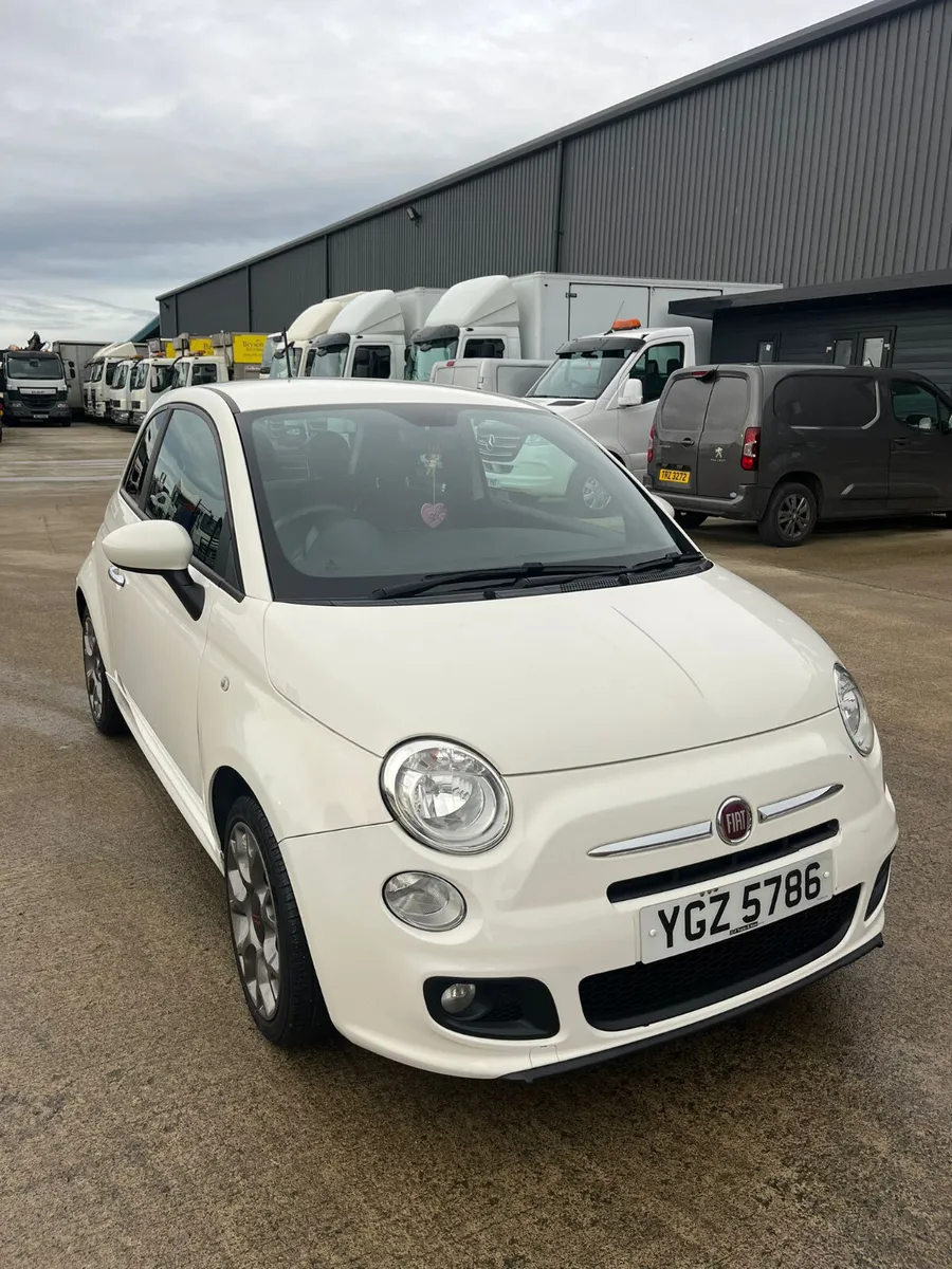 October 2015 Fiat 500 1.2L - Image 1