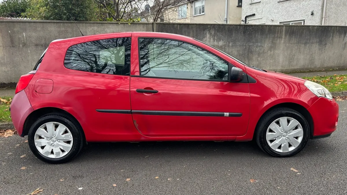 2010 Clio 1.2 Extreme**NCT 02/26**Tax 03/26 - Image 2