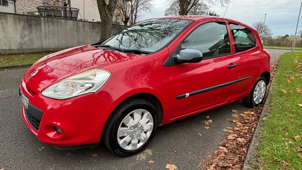 2010 Clio 1.2 Extreme**NCT 02/26**Tax 03/26 - Image 4