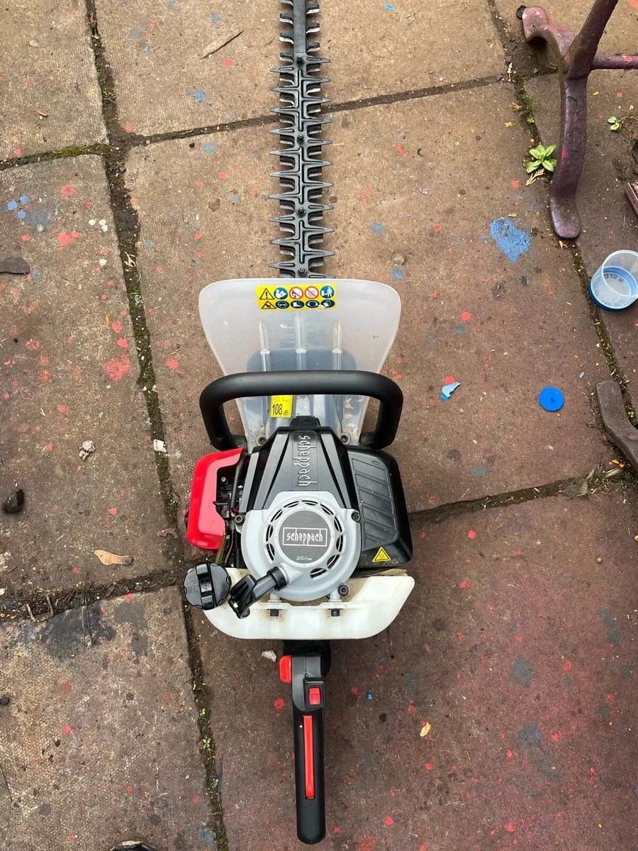 Hedge trimmer - Image 1