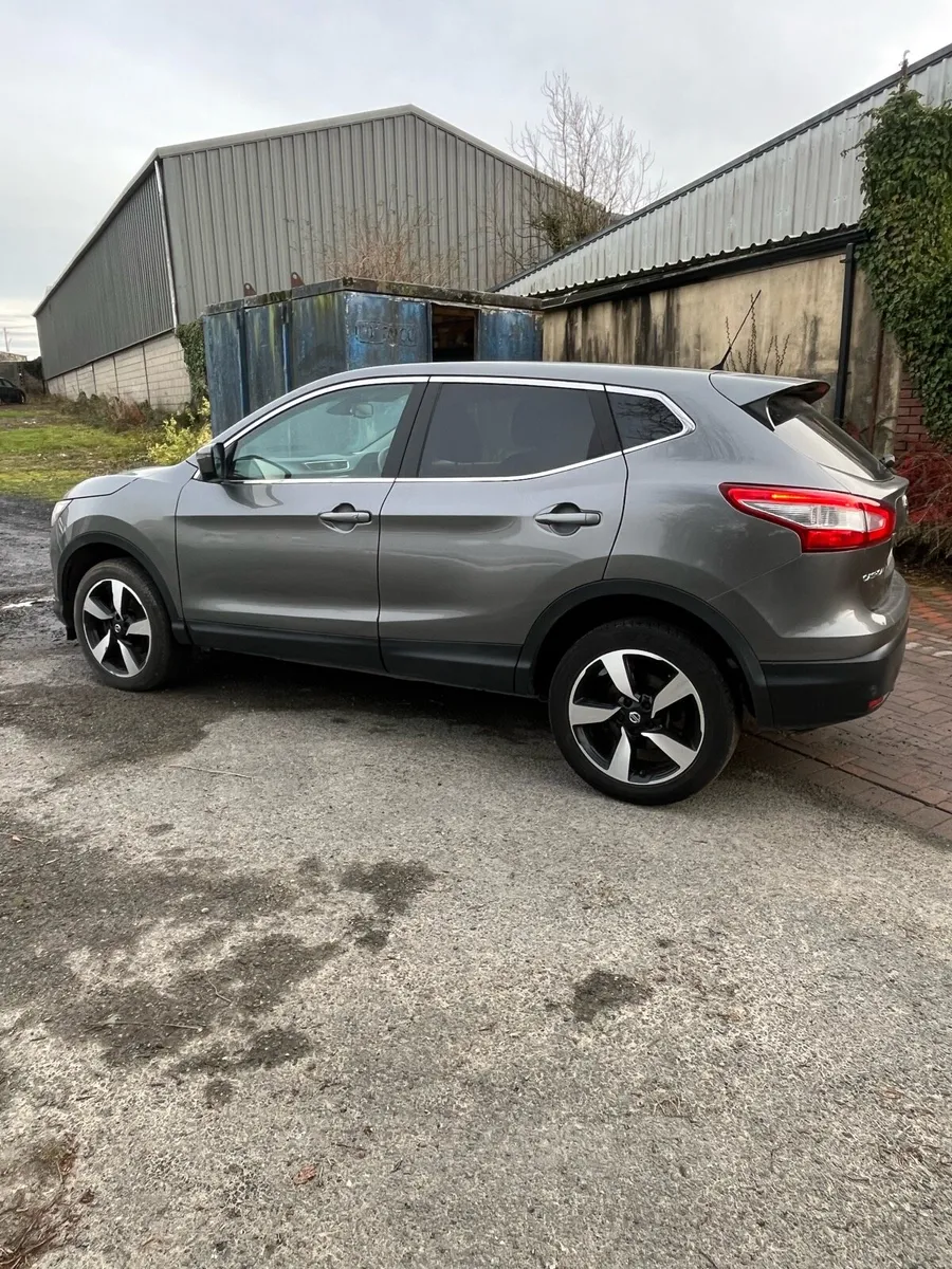 2017 (172) Nissan Qashqai connects 1.5 diesel - Image 4