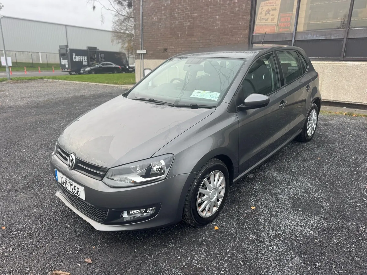 Beautiful starter car 2010 VW Polo - Image 2
