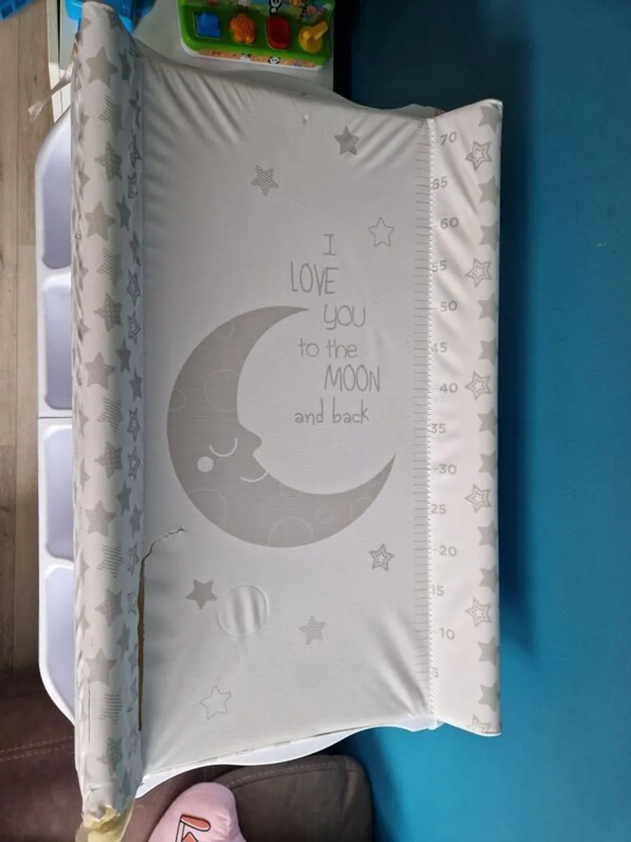 Baby Changing Unit FREE - Image 3