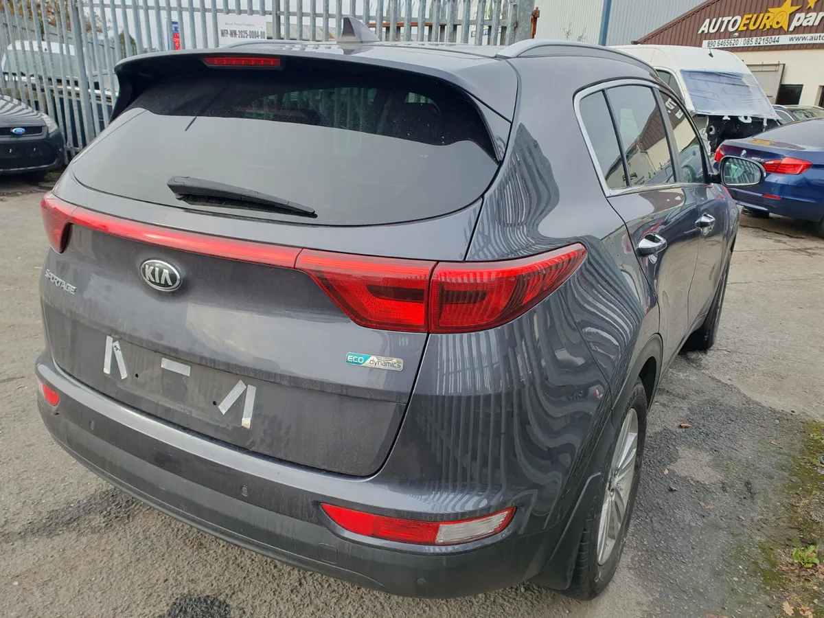 16 KIA SPORTAGE  1.7 crdi (D4FDG) FOR BREAKING - Image 3