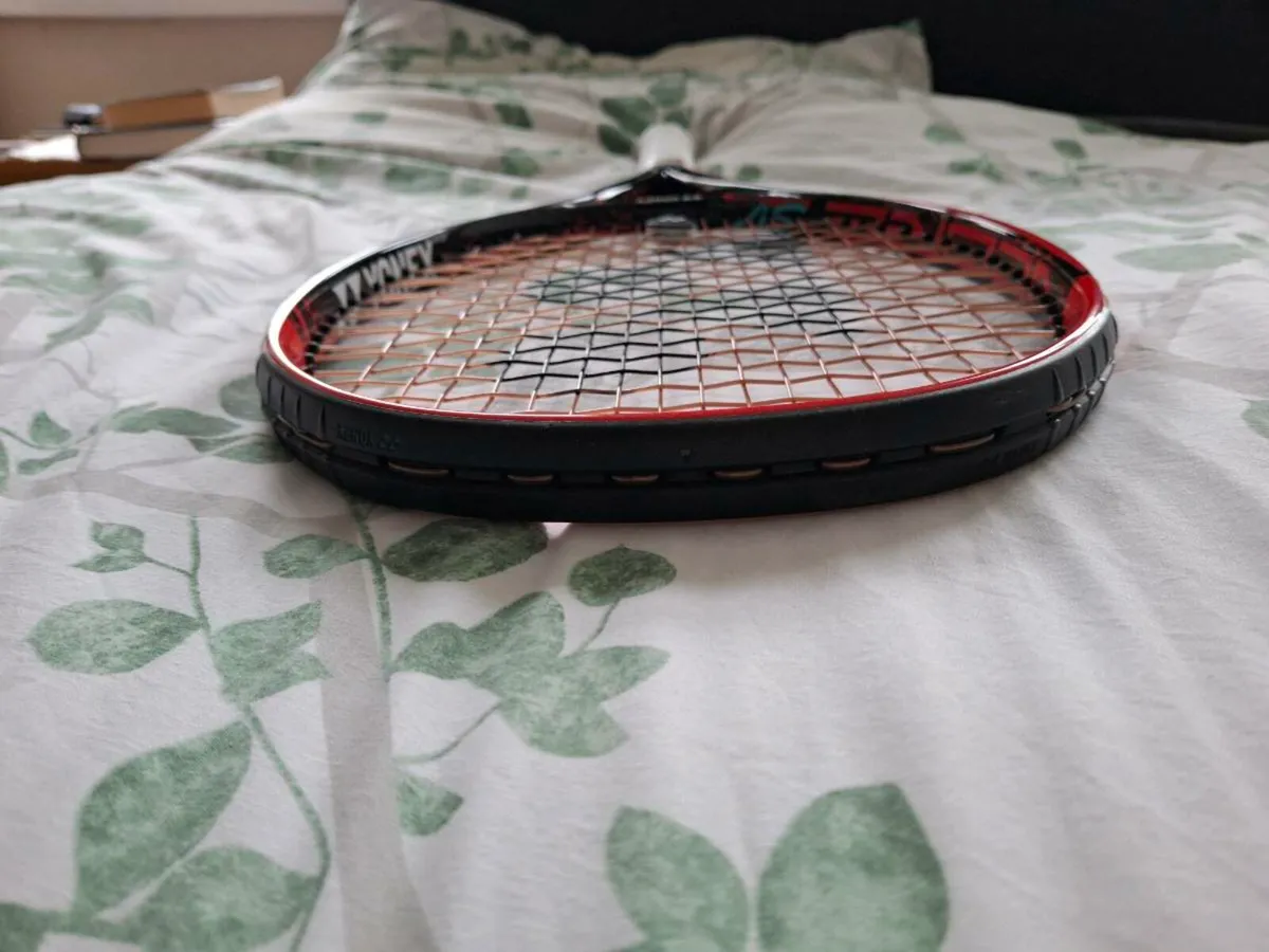 Yonex VCore SV 100 280g - Image 4