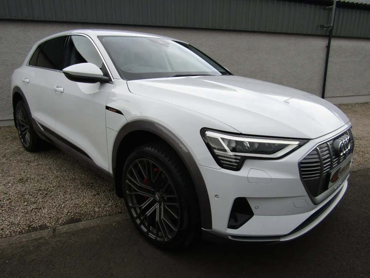 Audi e-tron 2021 - Image 1