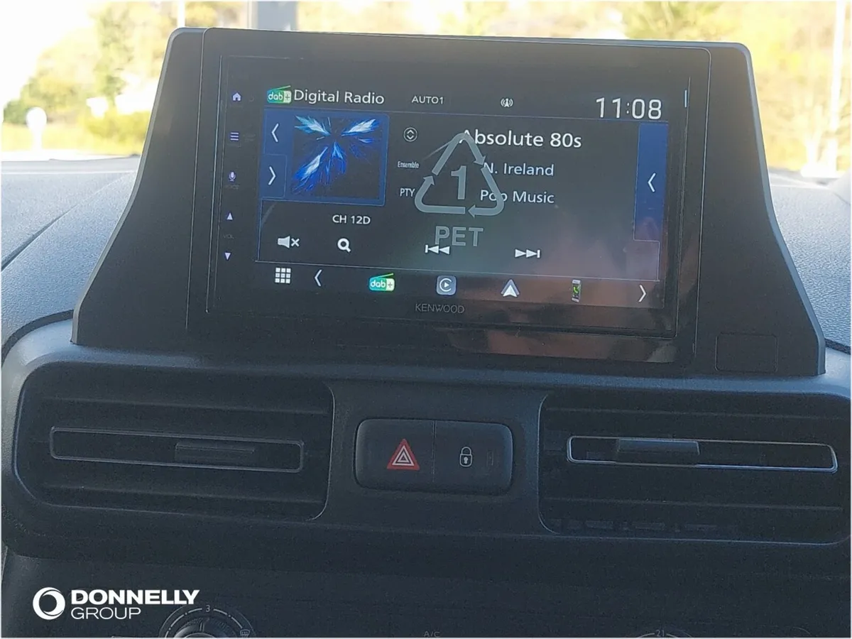 Peugeot Partner Standard Diesel Professional - Image 2