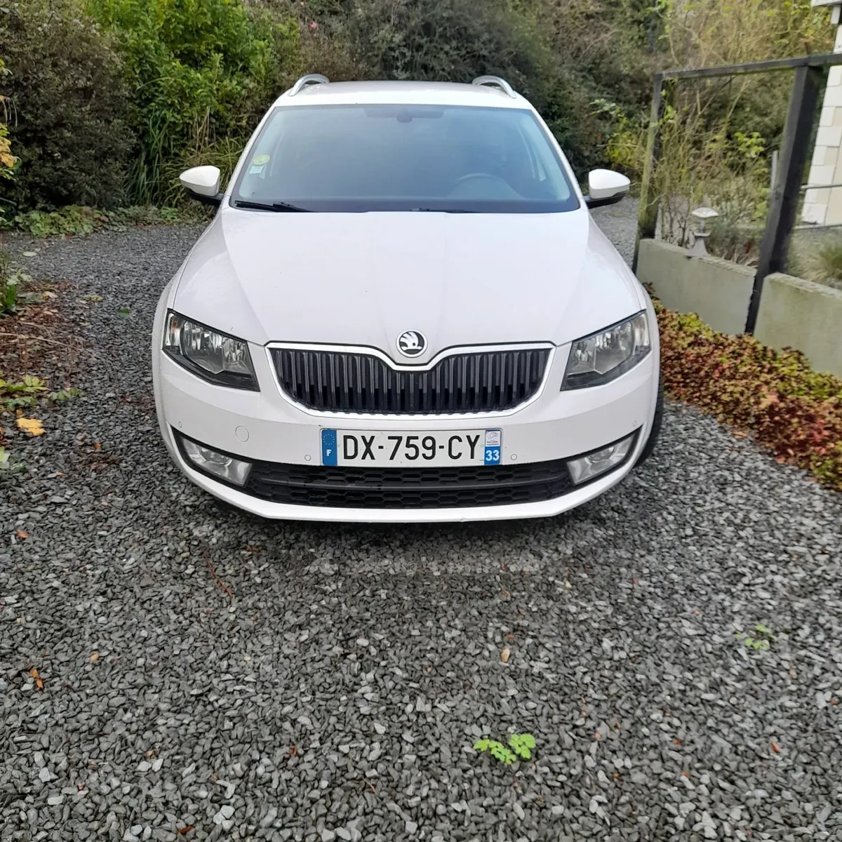 Skoda Octavia Estate  LHD  AUTOMATIC French Reg - Image 1