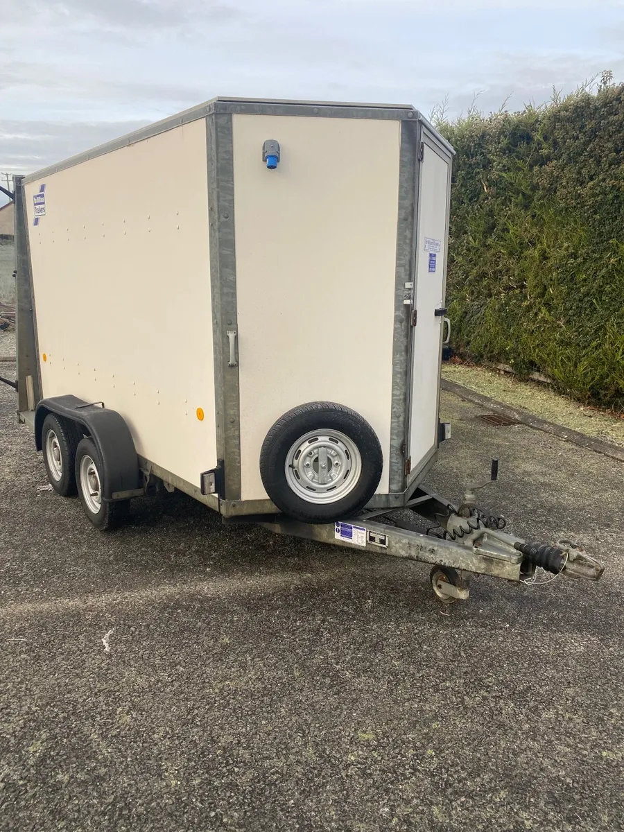 Ifor Williams BV105 10ft Box Van Trailer - Image 1