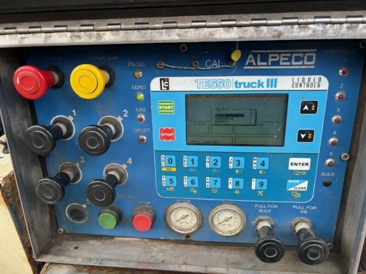 DAF LF 55 220 Tanker - 13,000l ALU ADR Tank - Image 4