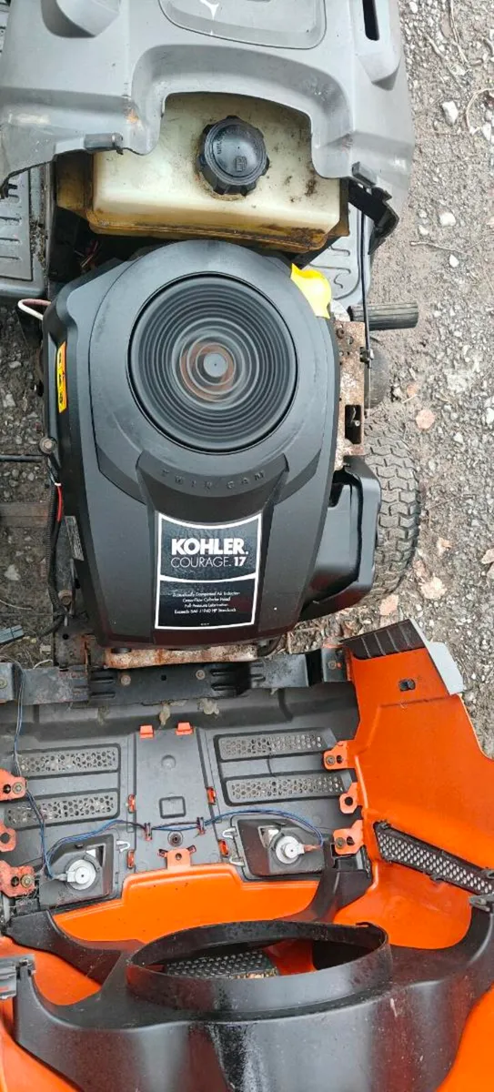 Husqvarna ride on mower - Image 4