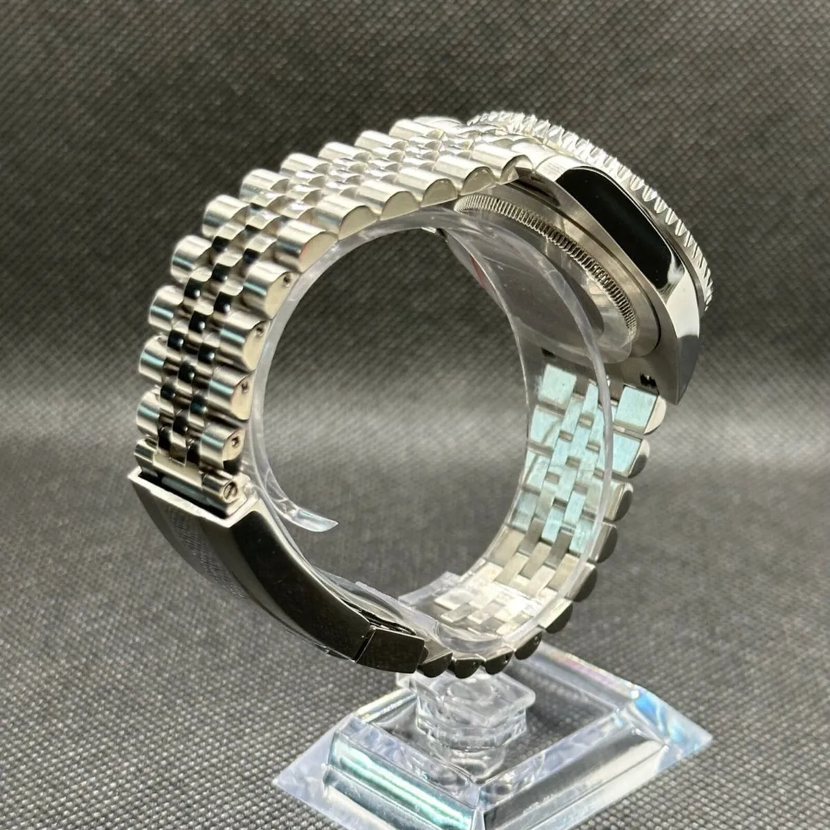 Seiko Mod Bruce Wayne Style 40mm - Image 3