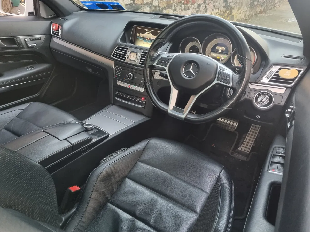 Mercedes-Benz E-Class 2016 - Image 2